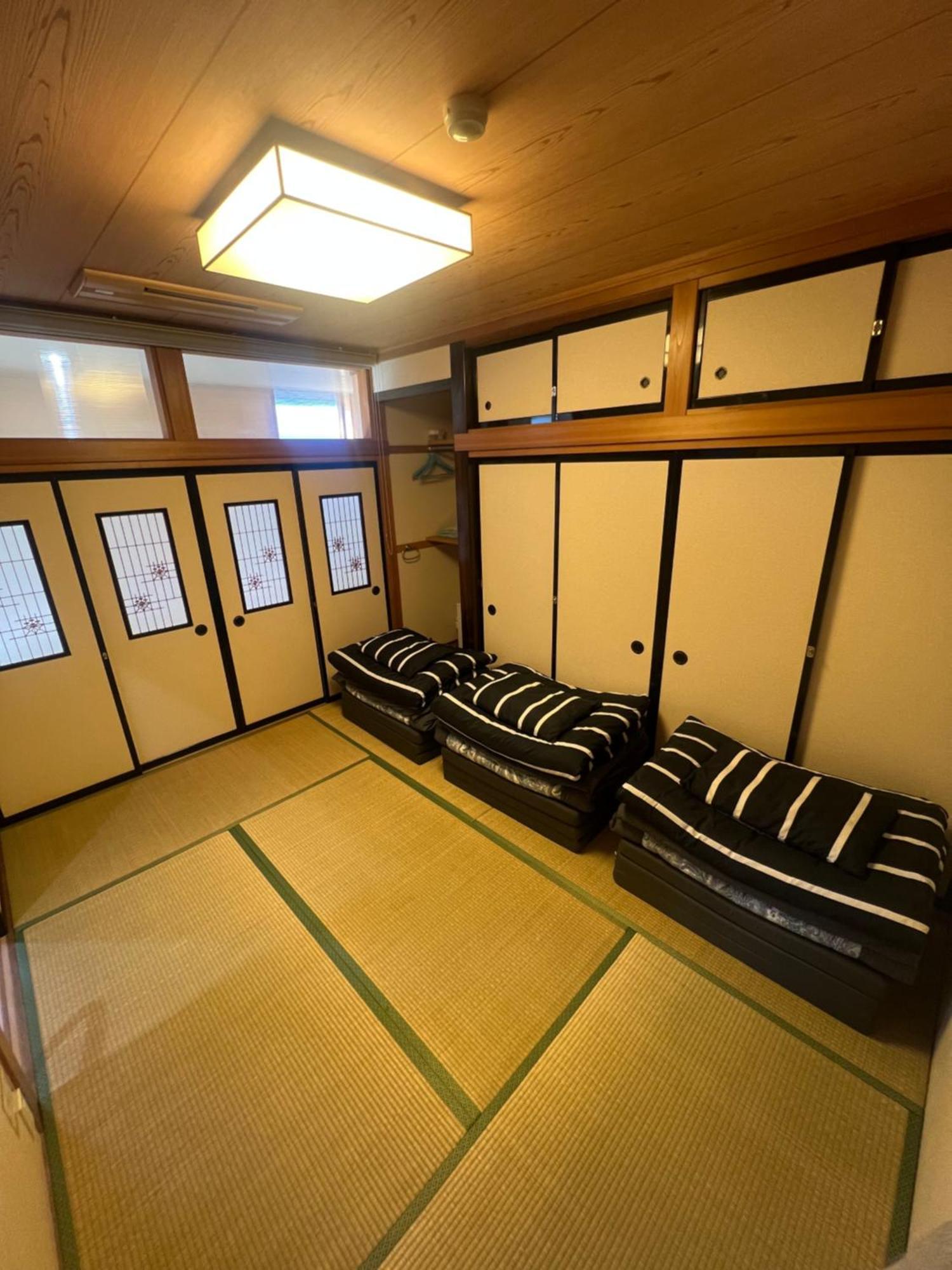 Mt Fuji Hostel Michael'S Fujiyoshida Ngoại thất bức ảnh