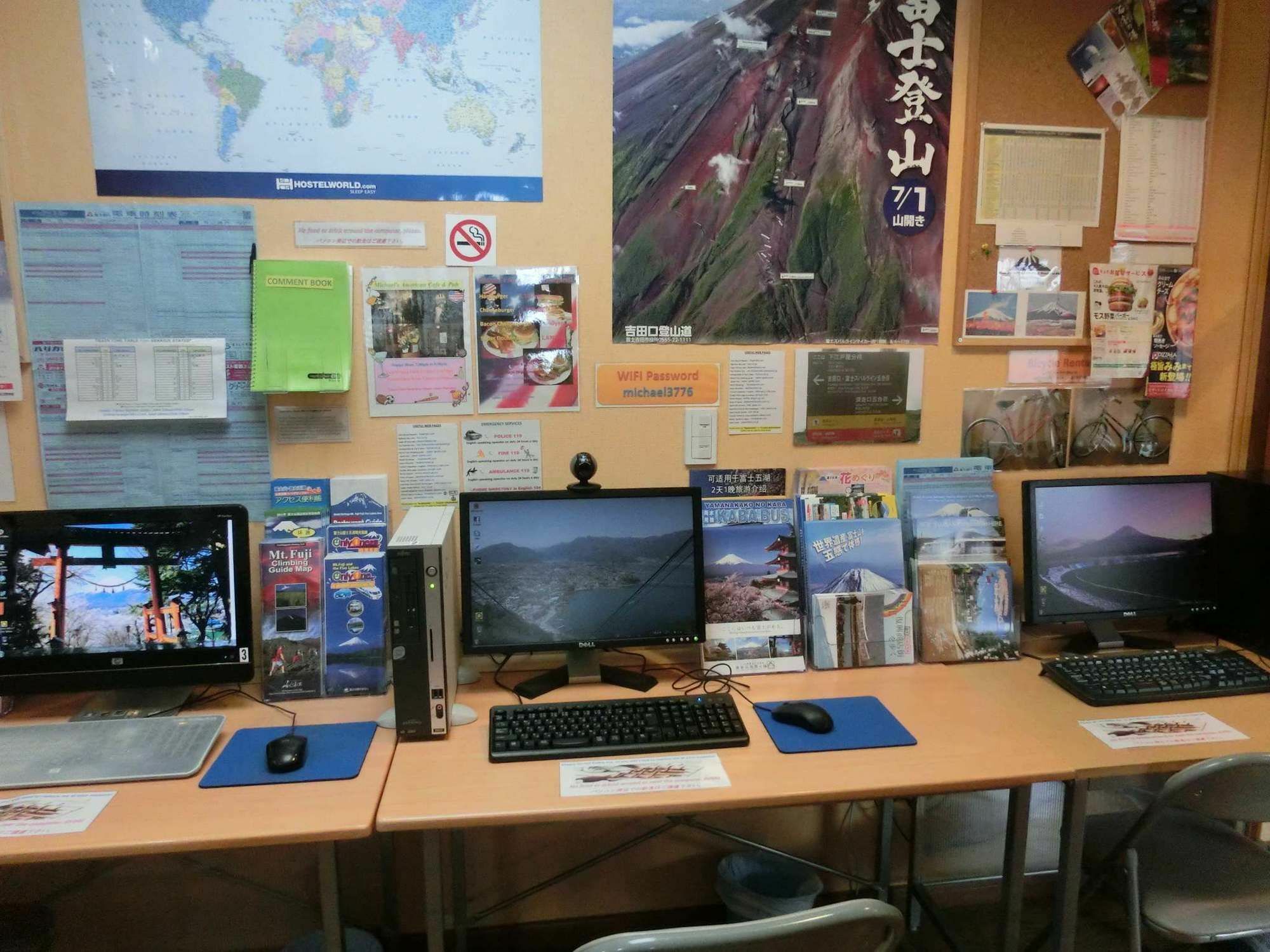 Mt Fuji Hostel Michael'S Fujiyoshida Ngoại thất bức ảnh